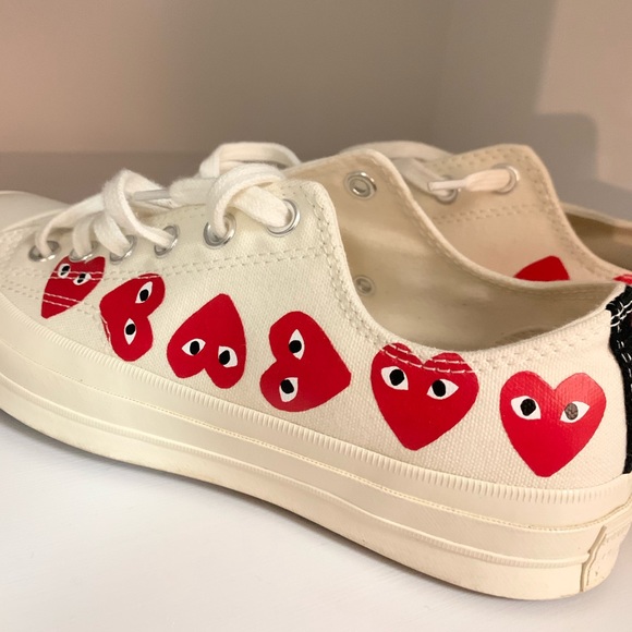 Comme des Garcons Shoes - Comme des Garçons Low top White Converse